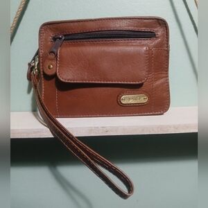 EUC LAND Leather Wristlet